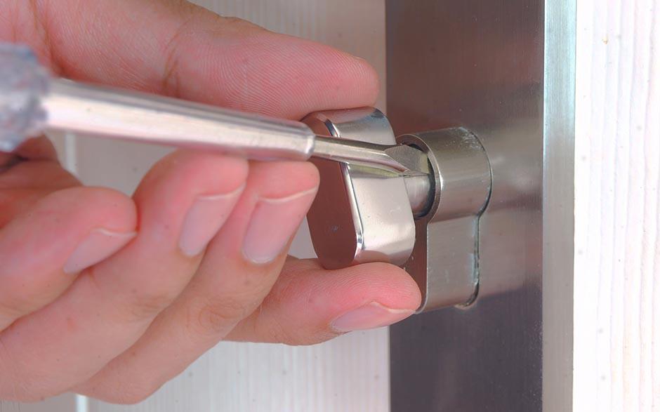 optez pour de solides serrures Le Pecq